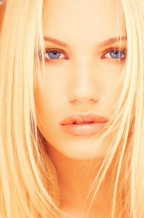 Blonde haare grüne augen blonde-haare-grne-augen-99_9