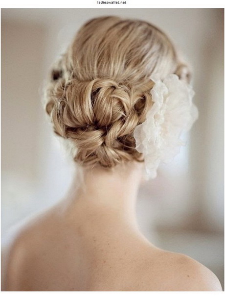 Hochzeitsfrisuren lange haare hochgesteckt hochzeitsfrisuren-lange-haare-hochgesteckt-60-14