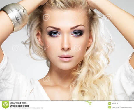 Make up blonde haare make-up-blonde-haare-03_16