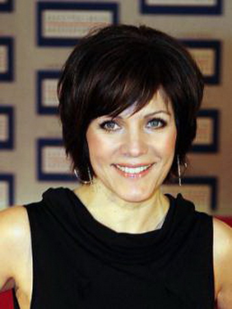 Neue Frisur Birgit Schrowange : Birgit Schrowange Hat Zum Ersten Mal Geheiratet