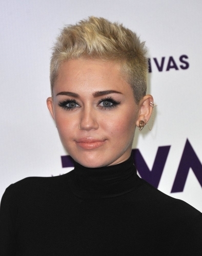 Miley cyrus frisur 2019 miley-cyrus-frisur-2019-86_11