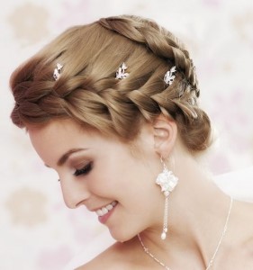 Hochzeitsfrisuren kurze haare mit perlen hochzeitsfrisuren-kurze-haare-mit-perlen-15_15