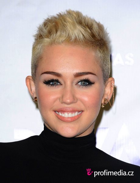 Miley cyrus frisur 2020 miley-cyrus-frisur-2020-57_8