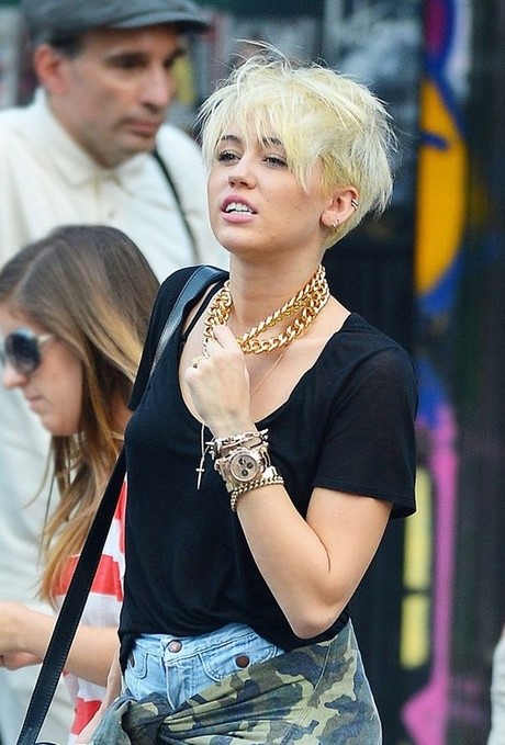 Miley cyrus frisur 2021 miley-cyrus-frisur-2021-26_12
