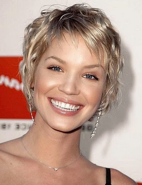 Frisuren für locken 2015 frisuren-fr-locken-2015-27-16