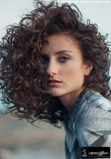 Frisuren für locken 2015 frisuren-fr-locken-2015-27-18