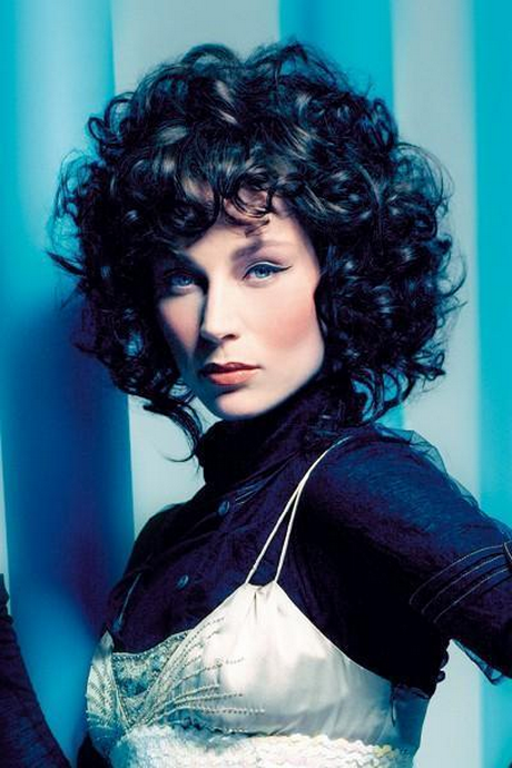 Frisuren für locken 2015 frisuren-fr-locken-2015-27